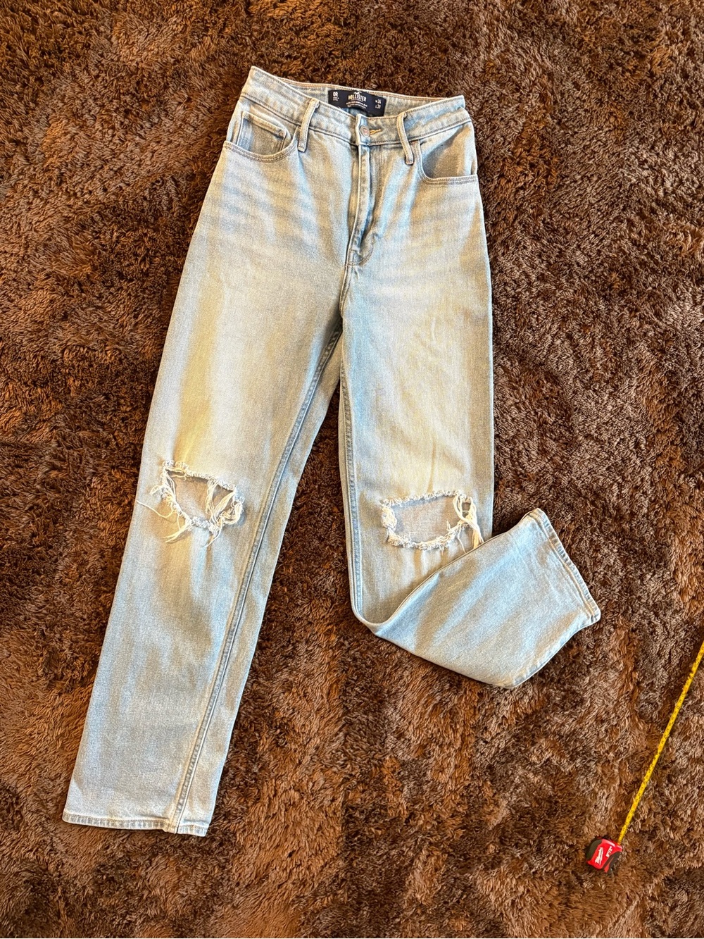 Light Wash Hollister Ripped High-Rise Women’s Jeans